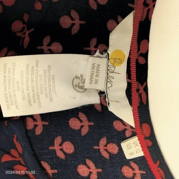 Boden Dark Blue Maroon Business Casual Button Pleated front blouse Top - Picture 7 of 11